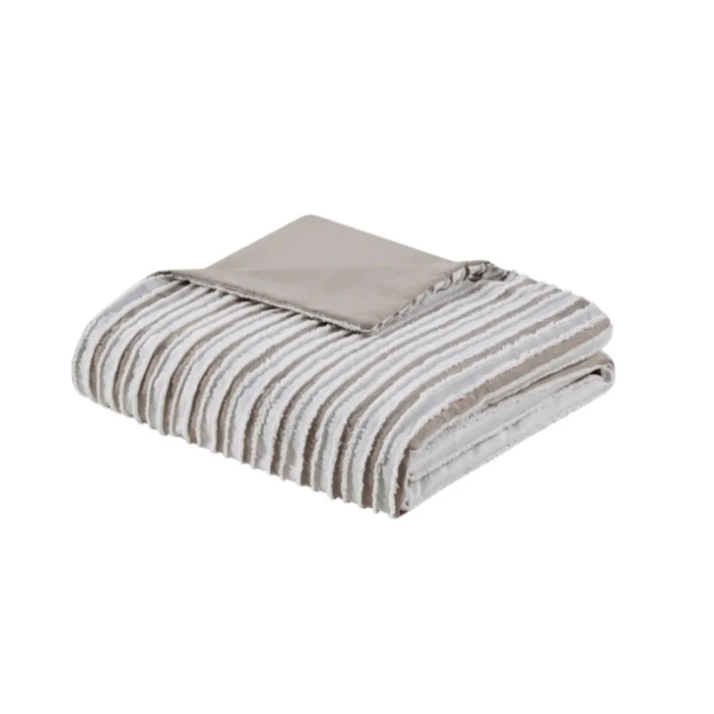 Madison Park 3pc King/California King River clpped Jacquard Duvet Cover Set Off